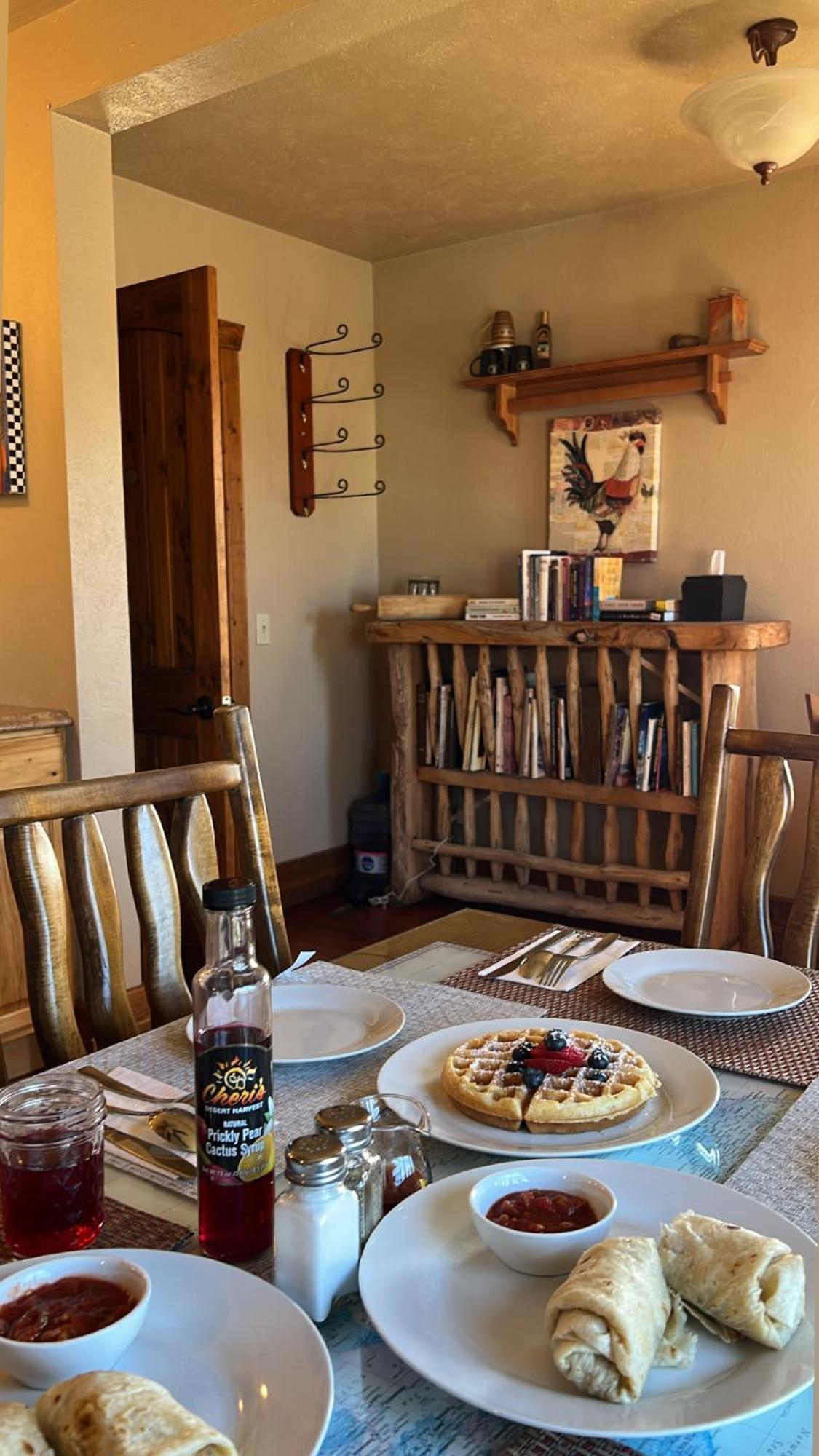 Trapper'S Rendezvous Bed & Breakfast Уилямс Екстериор снимка