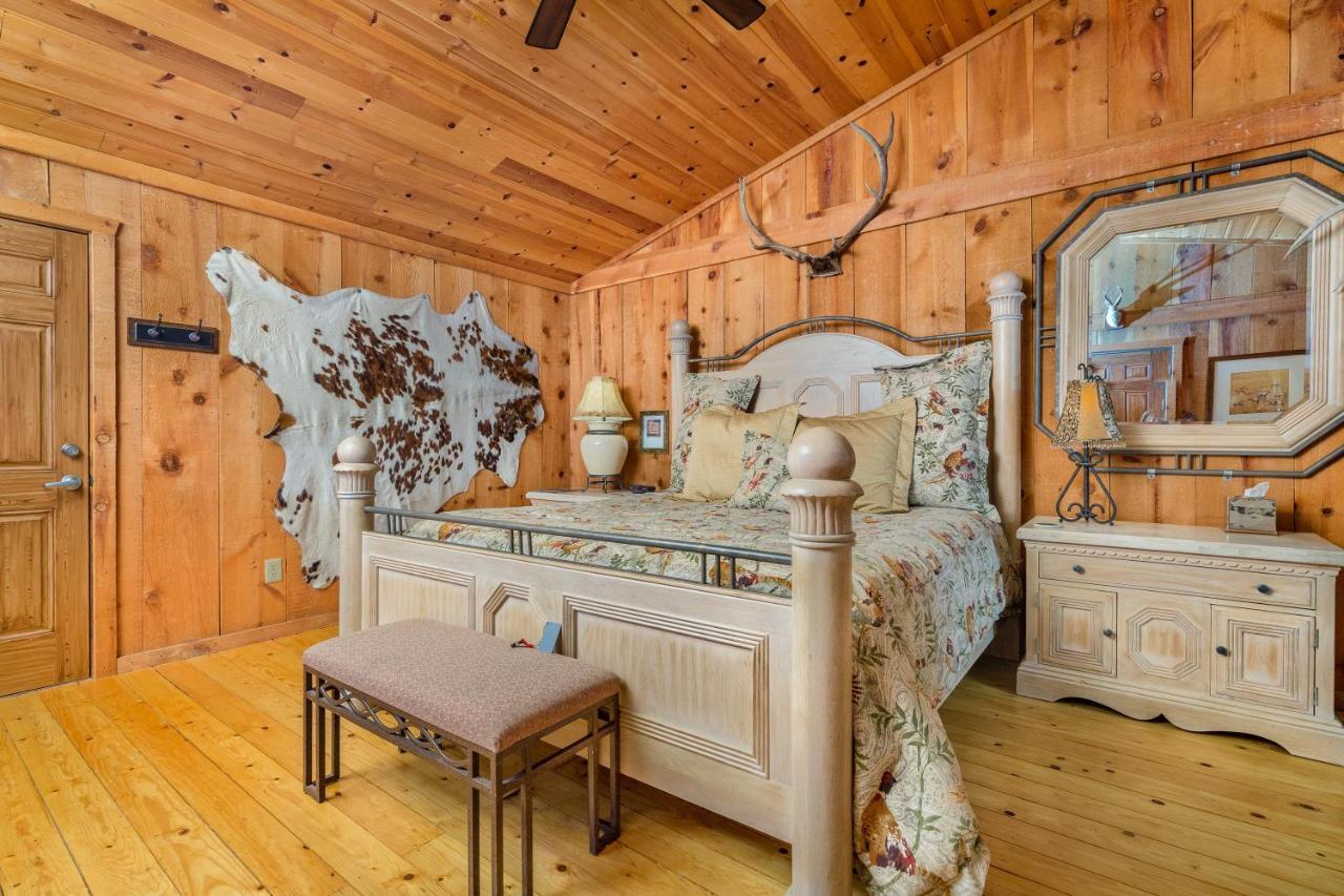 Trapper'S Rendezvous Bed & Breakfast Уилямс Екстериор снимка